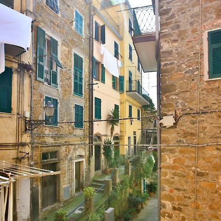 Cateo Hotel Riomaggiore Exterior photo